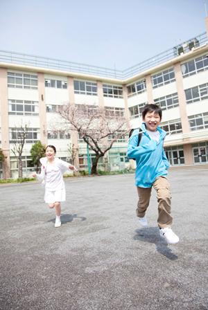 作品展に参加して我が子を表彰しよう